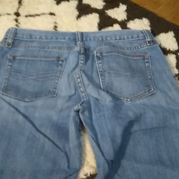 Gap        Bermuda  shots - Picture 2 of 3